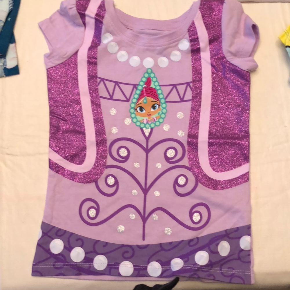 Shimmer and Shine t-shirt